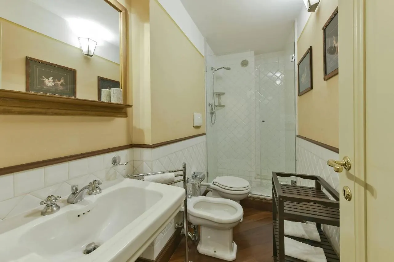 Raffaello Apartment With Fireplace In Oltrarno Φλωρεντία 0*,  Ιταλία