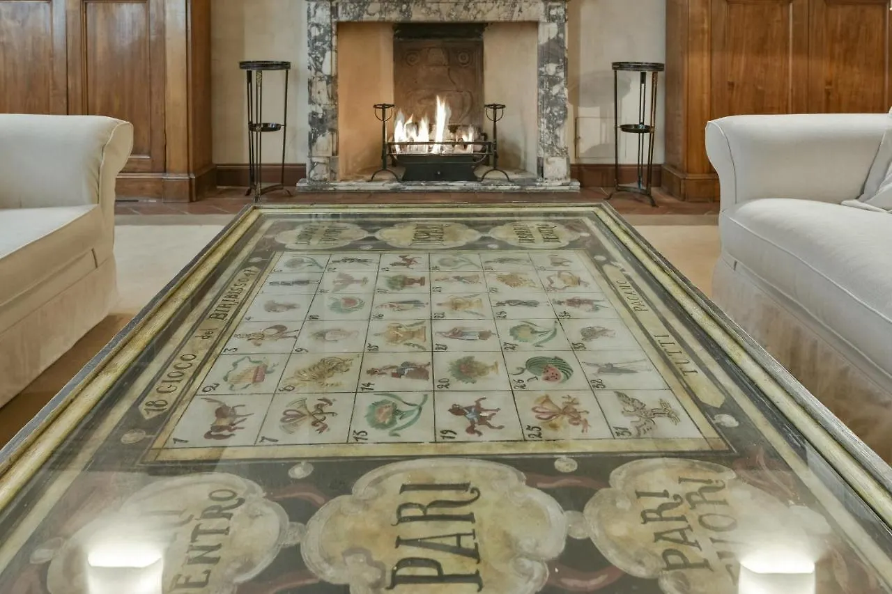 Raffaello Apartment With Fireplace In Oltrarno Firenze